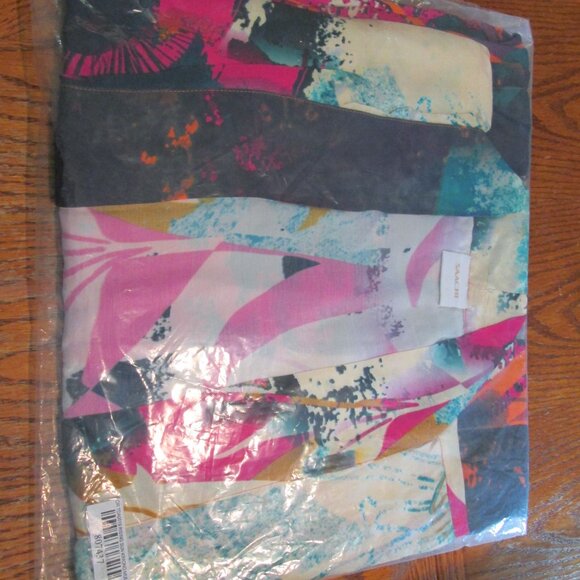 Vibrant Satin Kimono Robe SAACHI NEW - Picture 13 of 13